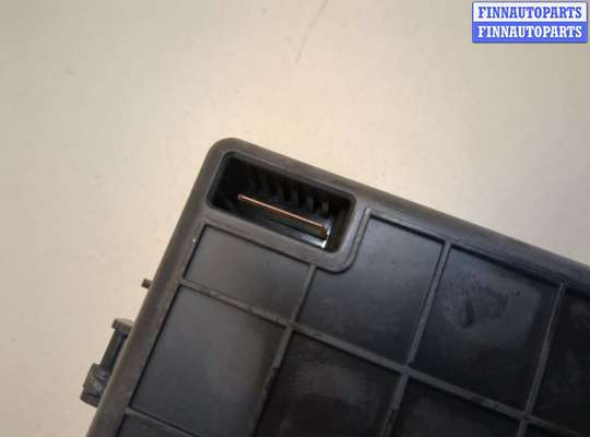 купить Блок предохранителей на Ford Escape 2019-2022