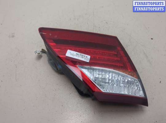 Фонарь крышки багажника на Lexus LS IV (XF40)