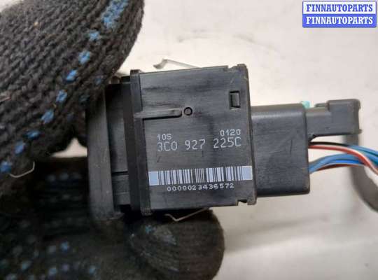 купить Кнопка стояночного тормоза (ручника) на Volkswagen Passat 6 2005-2010