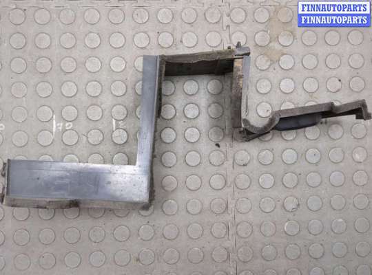 купить Пластик (Обшивка) моторного отсека на Infiniti G 2006-2013