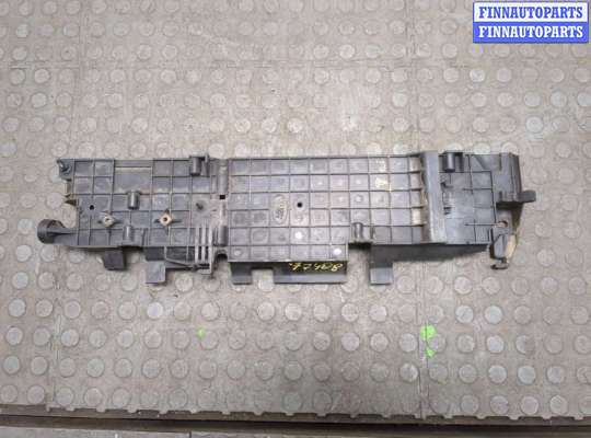 купить Кронштейн радиатора на Land Rover Range Rover 3 (LM) 2002-2012