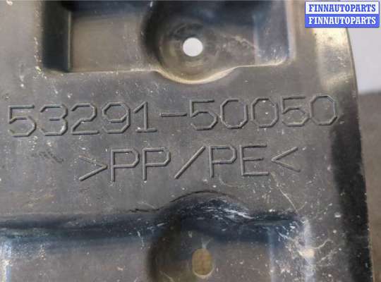 купить Пластик радиатора на Lexus LS460 2006-2012