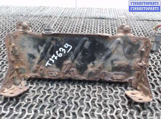 купить Кронштейн (лапа крепления) на Land Rover Discovery 3 2004-2009