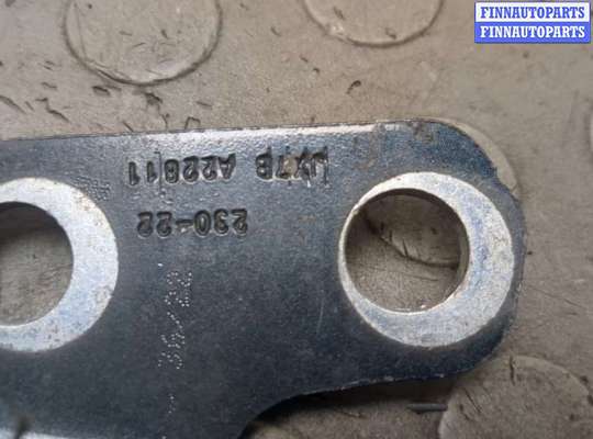 купить Петля двери на Ford Escape 2019-2022