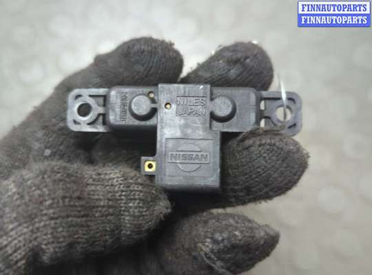 купить Кнопка открывания багажника с крышки на Infiniti FX 2002-2009