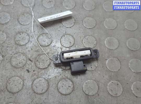 купить Кнопка открывания багажника с крышки на Infiniti FX 2002-2009