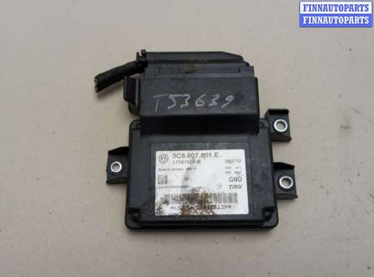Блок управления стояночным тормозом VG2524757 на Volkswagen Passat CC 2008-2012