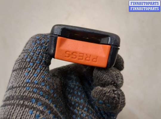 Пиропатрон (замок) ремня безопасности