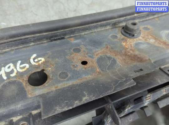 купить Рамка передняя (телевизор) на Renault Megane 2 2002-2009