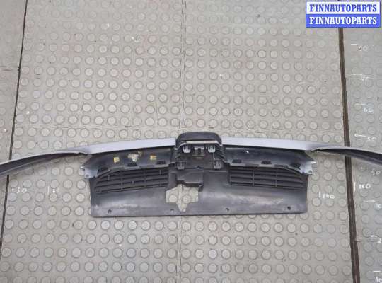 купить Решетка радиатора на Peugeot 206 1998-2012