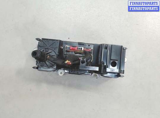 купить Переключатель отопителя (печки) на Volkswagen Golf 5 2003-2009