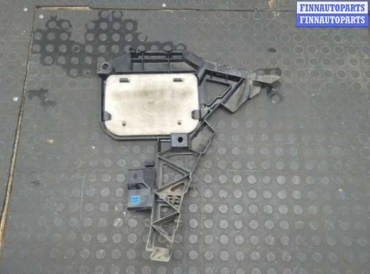 Кронштейн бампера на Mercedes-Benz ML / GLE (W166)