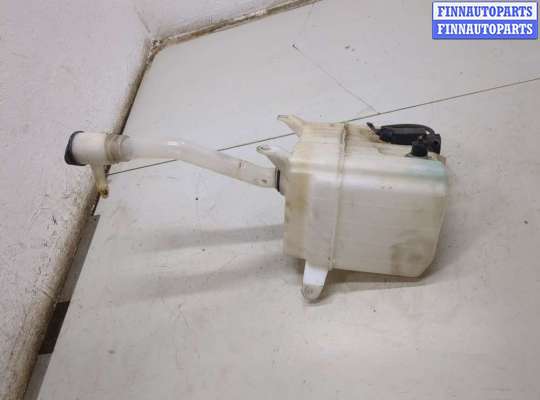 купить Бачок омывателя на Toyota Highlander 1 2001-2007