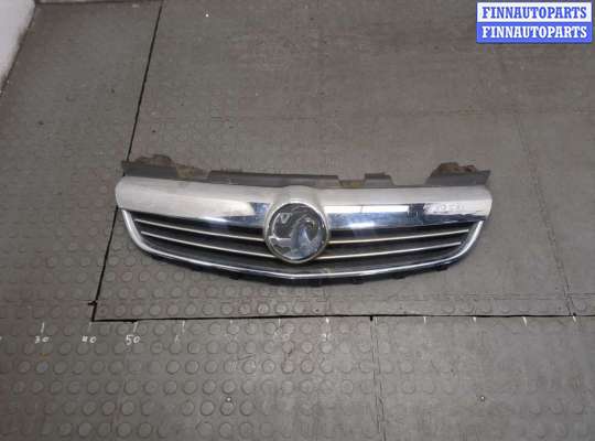 Решетка радиатора OP2415595 на Opel Zafira B 2005-2014