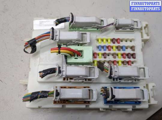Купить Блок предохранителей на Ford Focus 3 2011-2015 Блок предохранителей FO2213294 на Ford Focus 3 2011-2015