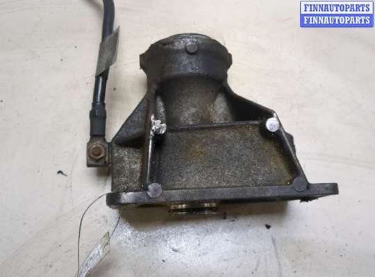 купить Кронштейн полуоси на BMW X3 E83 2003-2010