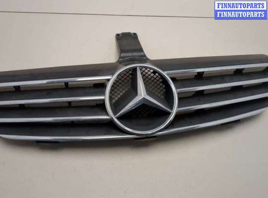Решетка радиатора MB1698721 на Mercedes CLK W209 2002-2010