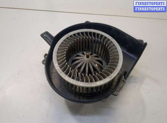 Двигатель отопителя (моторчик печки) SK472051 на Skoda Roomster 2006-2015