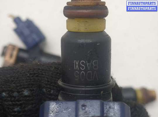 купить Форсунка топливная на Honda Civic 2005-2012