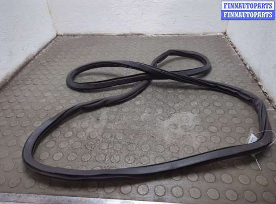 купить Уплотнитель на Volkswagen Polo 2009-2014