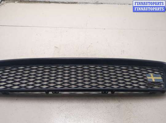 купить Решетка радиатора на Volvo S40 2004-2012