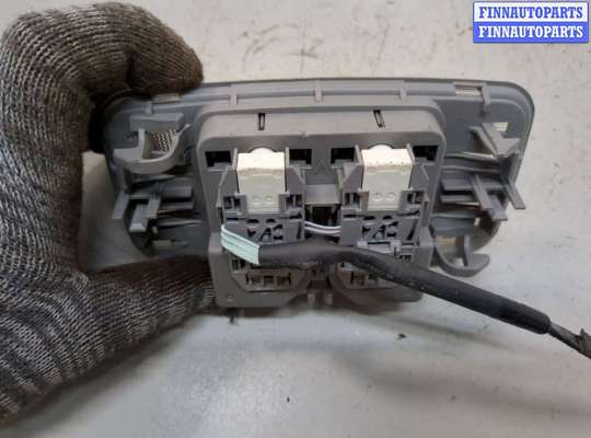 купить Фонарь салона (плафон) на Toyota Highlander 2 2007-2013