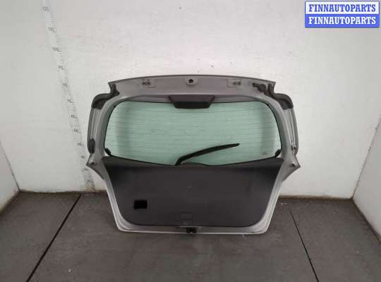 купить Обшивка крышки (двери) багажника на Toyota Yaris 2005-2011