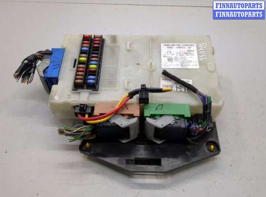 Купить Блок предохранителей на Ford Mondeo 4 2007-2015 Блок предохранителей FO2209313 на Ford Mondeo 4 2007-2015