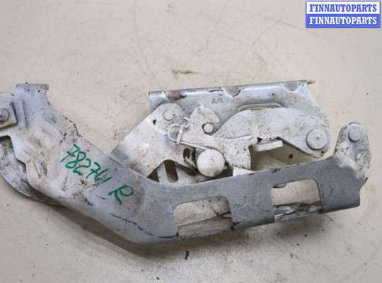 Петля капота MB1543875 на Mercedes C W205 2014-2023