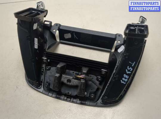 купить Панель управления магнитолой на Ford Kuga 2016-2019