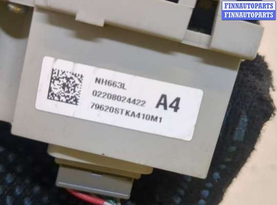 купить Переключатель отопителя (печки) на Acura RDX 2006-2013