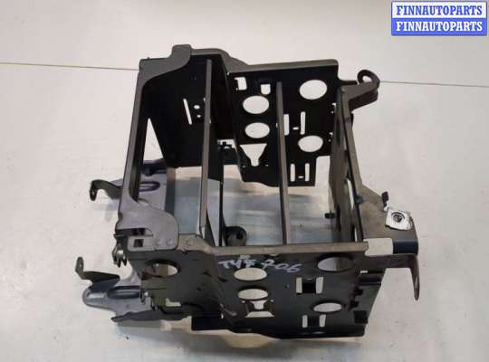 купить Кронштейн блока управления на Volkswagen Touareg 2007-2010