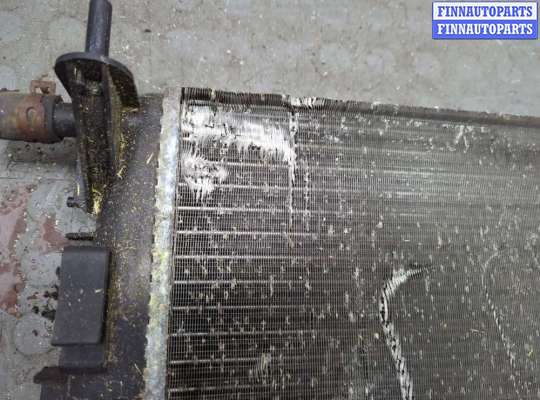 купить Радиатор охлаждения двигателя на Renault Megane 2 2002-2009