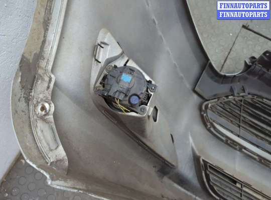 купить Решетка радиатора на Ford Fiesta 2012-2019