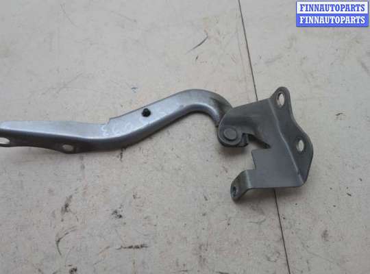 купить Петля капота на Toyota Auris E15 2006-2012