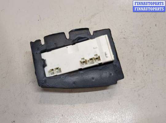 купить Блок управления доводчика багажной двери на Mercedes ML W164 2005-2011