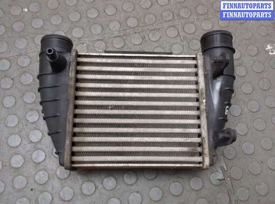 Радиатор интеркулера AU1701271 на Audi A4 (B7) 2004-2009