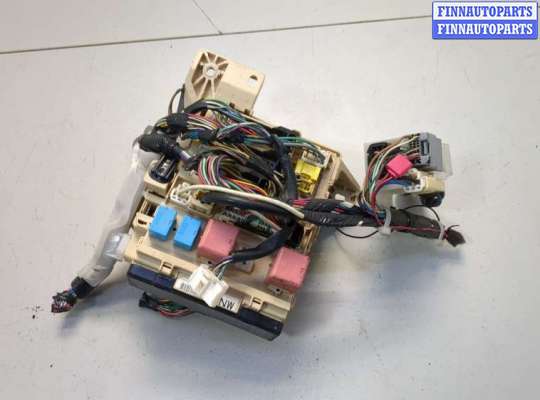 купить Блок предохранителей на Toyota Camry V40 2006-2011