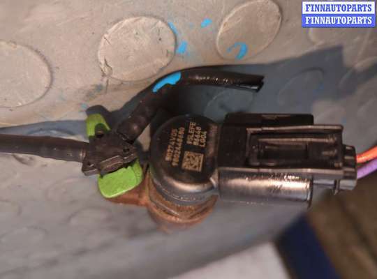 купить Форсунка топливная на Peugeot 5008 2009-2016