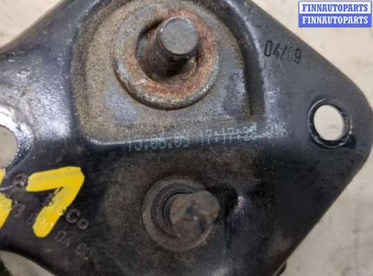 купить Петля замка капота на Mercedes ML W164 2005-2011