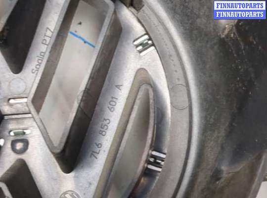 купить Решетка радиатора на Volkswagen Touareg 2002-2007