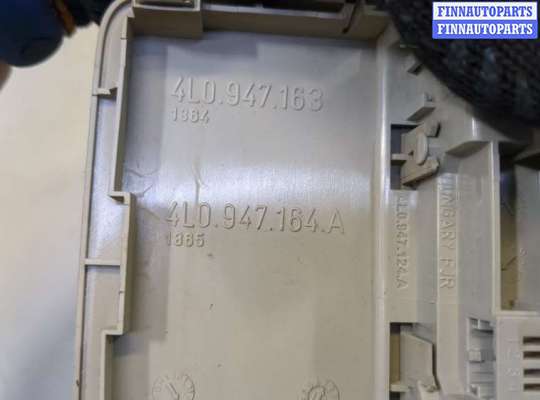 купить Фонарь салона (плафон) на Audi Q7 2005-2015