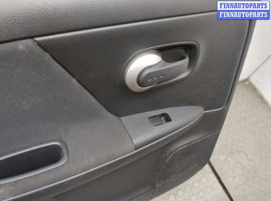 купить Кнопка стеклоподъемника (блок кнопок) на Nissan Note E11 2005-2013