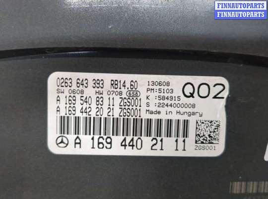 купить Щиток приборов (приборная панель) на Mercedes B W245 2005-2012