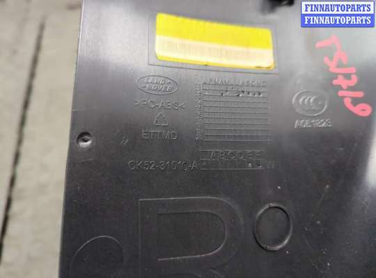 купить Обшивка стойки на Land Rover Range Rover 4 2012-2021