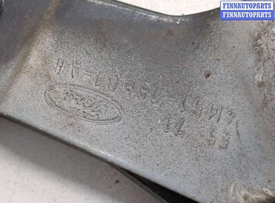 купить Петля капота на Ford Focus 2 2008-2011