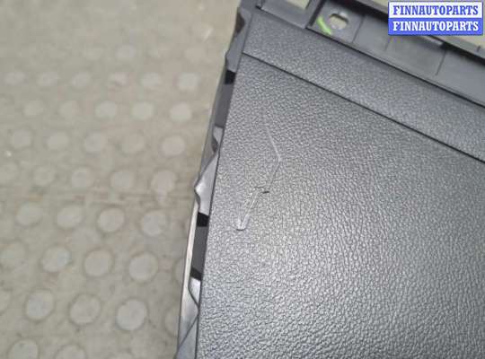 купить Пластик центральной консоли на Mazda CX-7 2007-2012