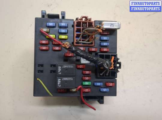 Купить Блок предохранителей на Hummer H2 Блок предохранителей HM30497 на Hummer H2