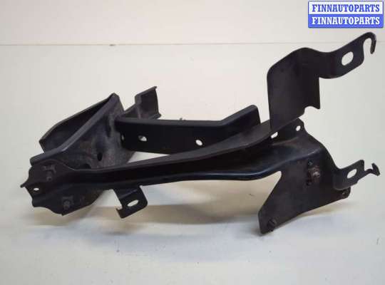 Кронштейн крыла MZ668759 на Mazda CX-9 2007-2012