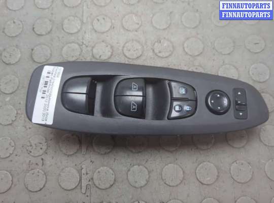 купить Кнопка стеклоподъемника (блок кнопок) на Nissan Pathfinder 2012-2020